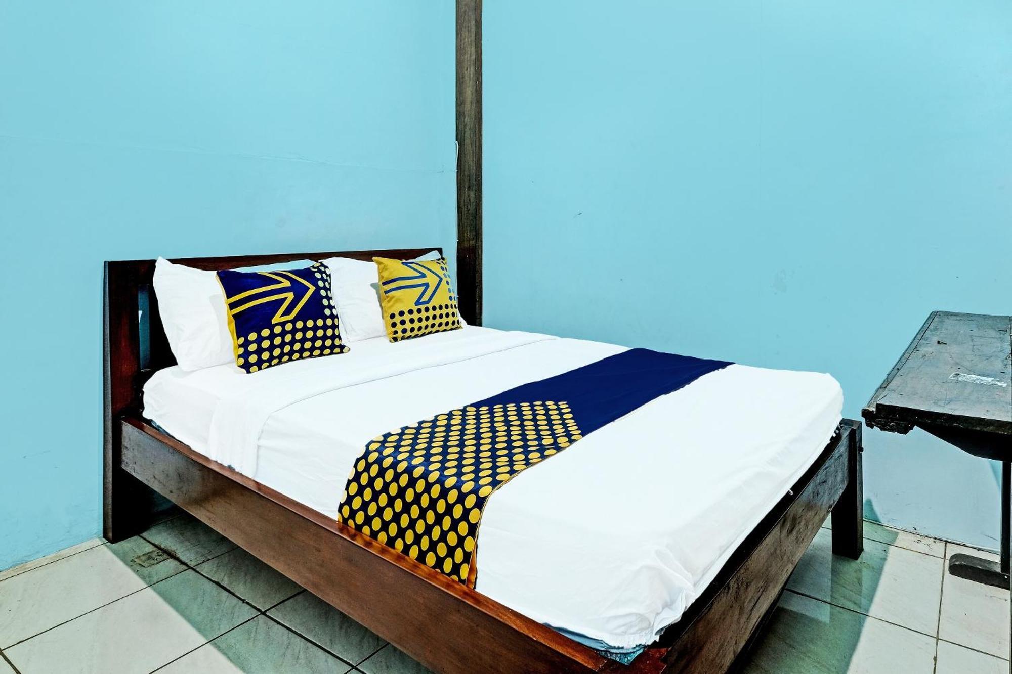 Spot On 91916 Joglo Doyong Homestay Syariah Yogyakarta Bagian luar foto