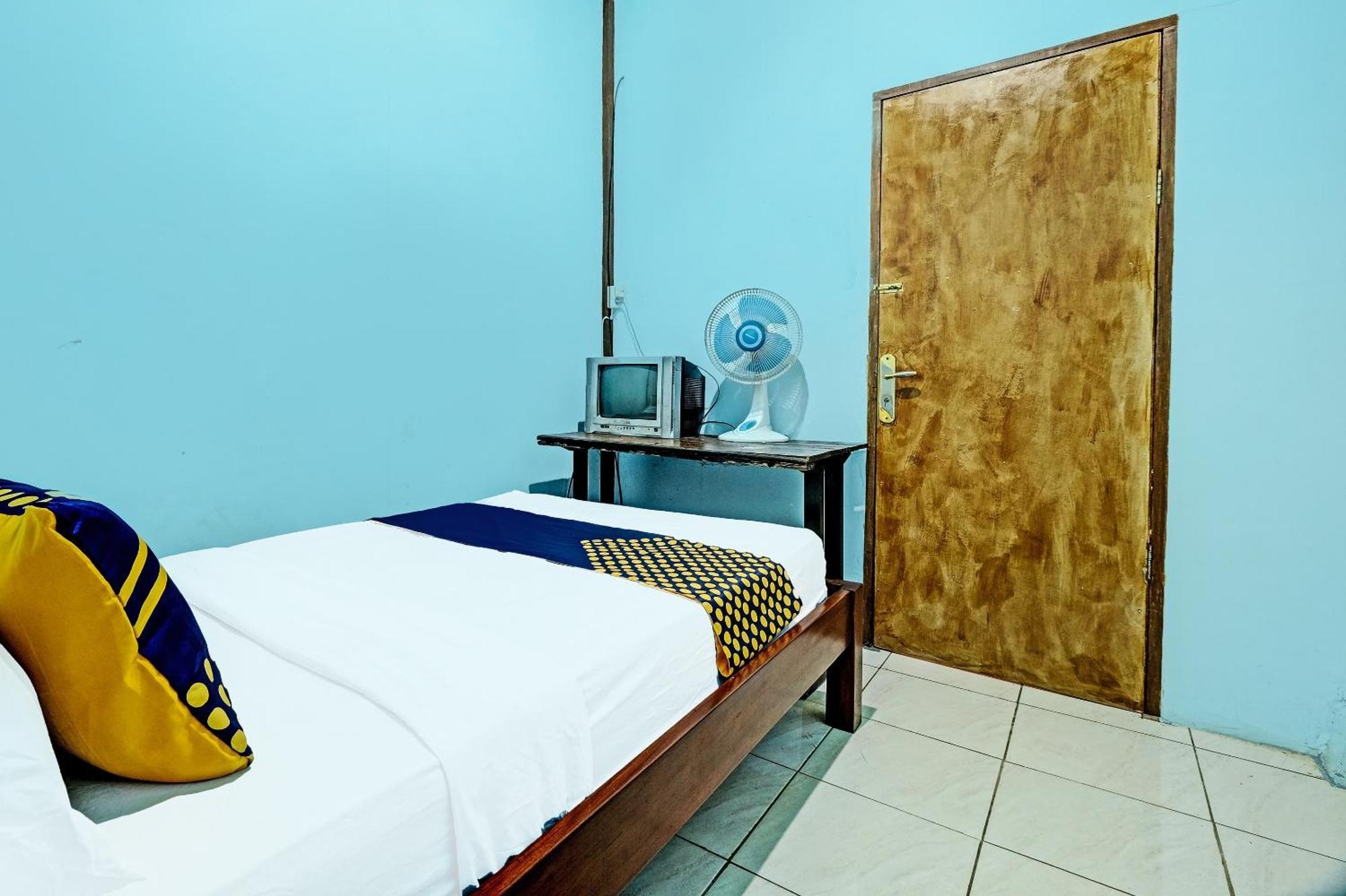 Spot On 91916 Joglo Doyong Homestay Syariah Yogyakarta Bagian luar foto